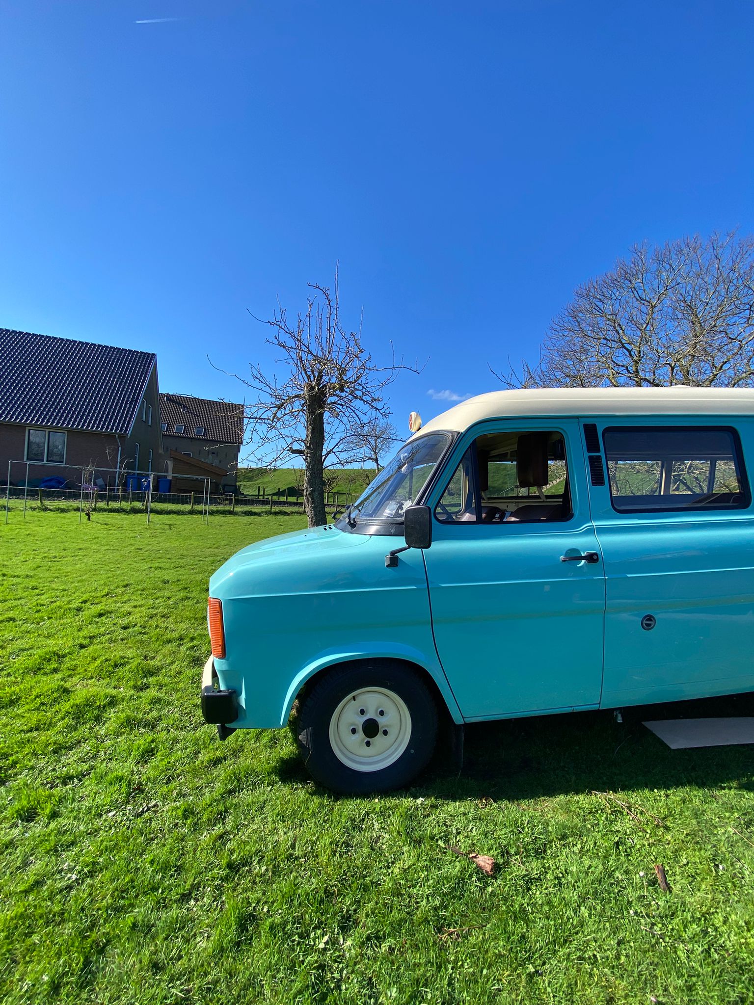Ford transit verhuur oldtimer omgeving Rotterdam bij Black heart rental